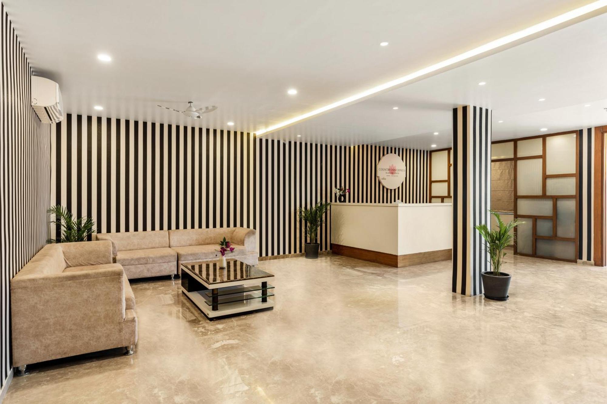 Seasons Sajjangarh Hotel Udaipur Kültér fotó