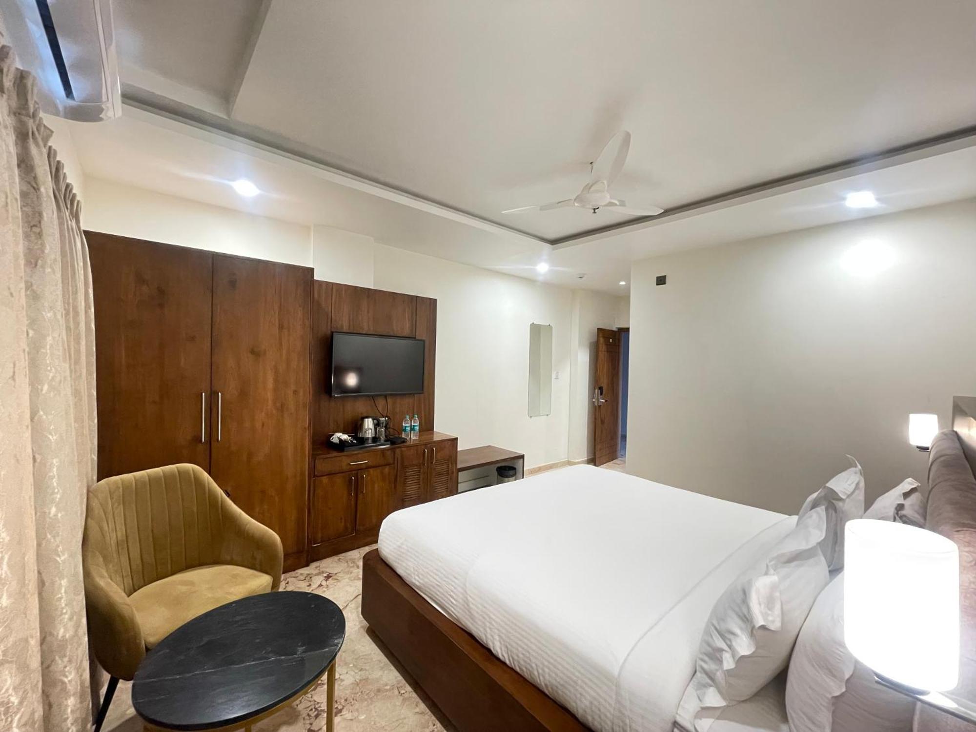 Seasons Sajjangarh Hotel Udaipur Kültér fotó
