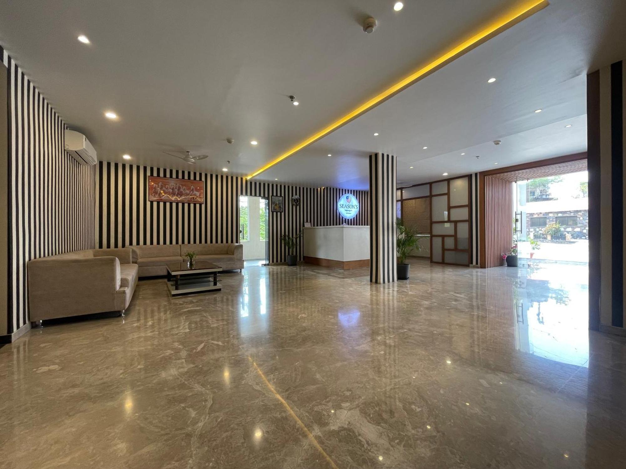 Seasons Sajjangarh Hotel Udaipur Kültér fotó