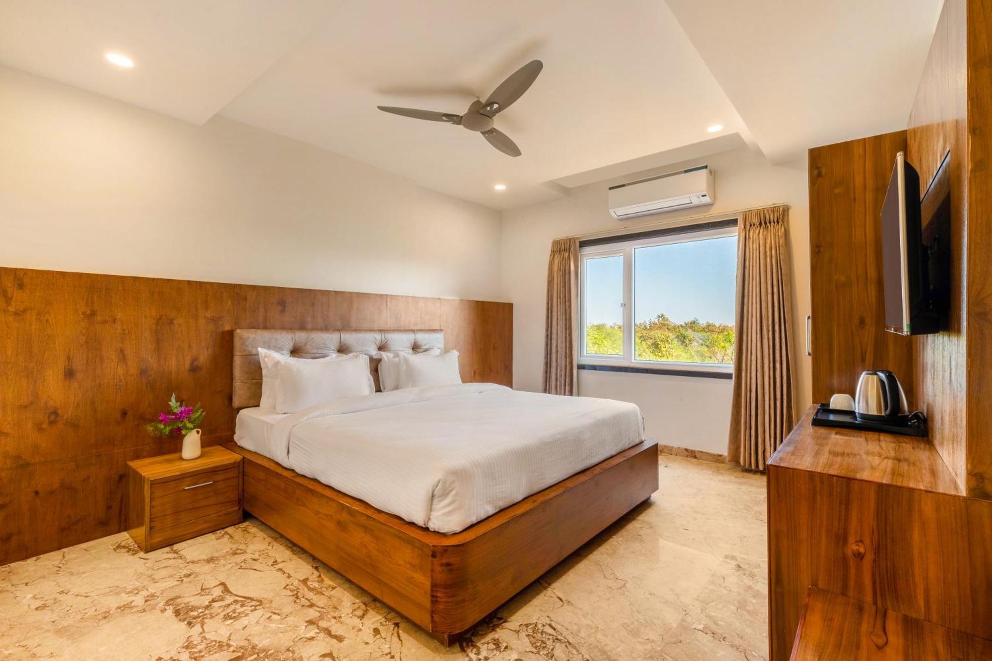 Seasons Sajjangarh Hotel Udaipur Kültér fotó